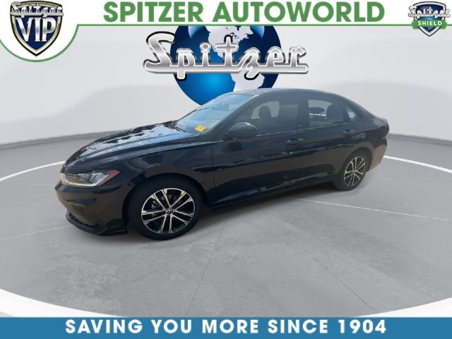 Used 2025 Blue Volkswagen 1.5T Sport image 9