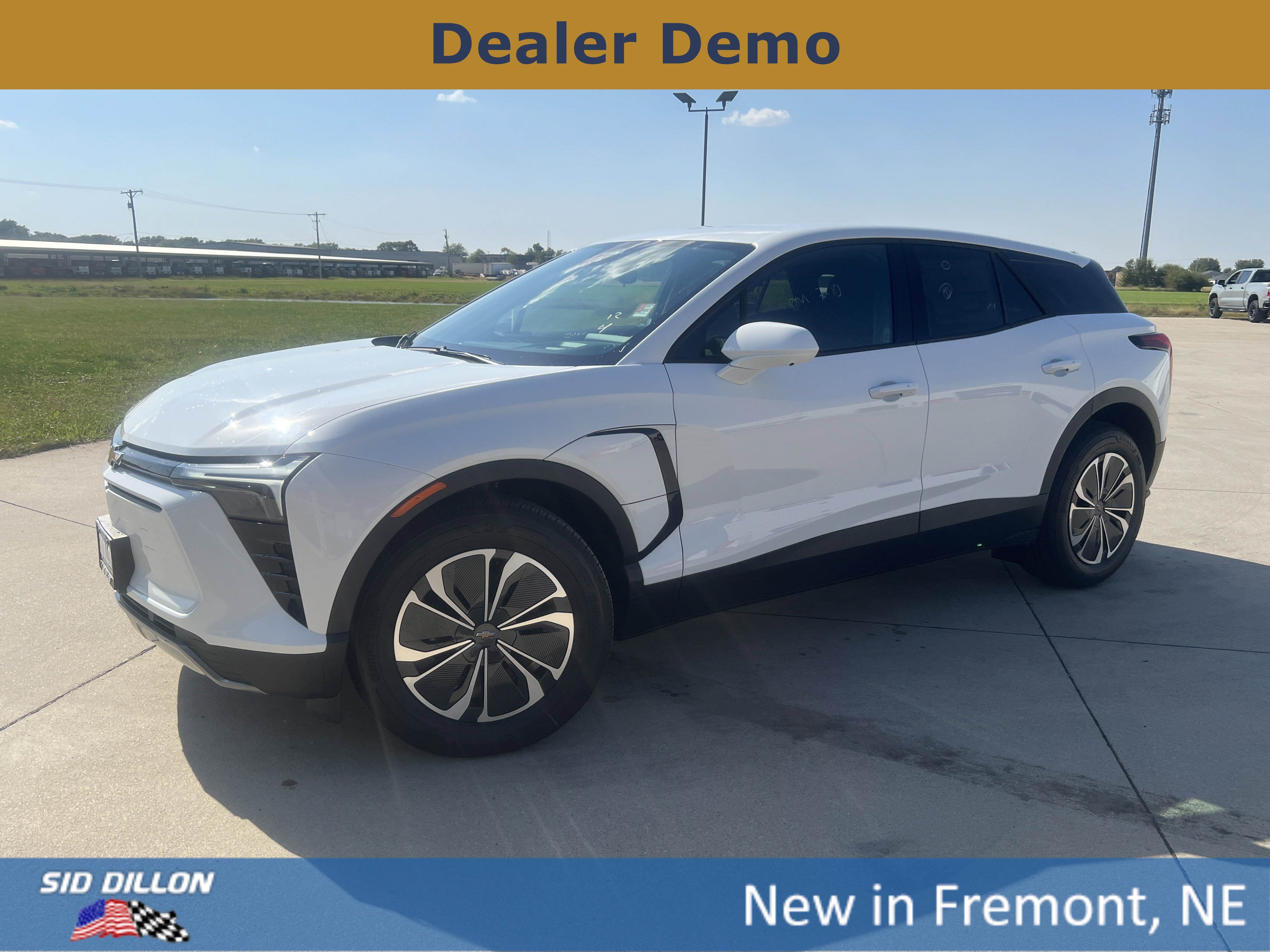 2026 Chevrolet Blazer EV LT FWD's photo