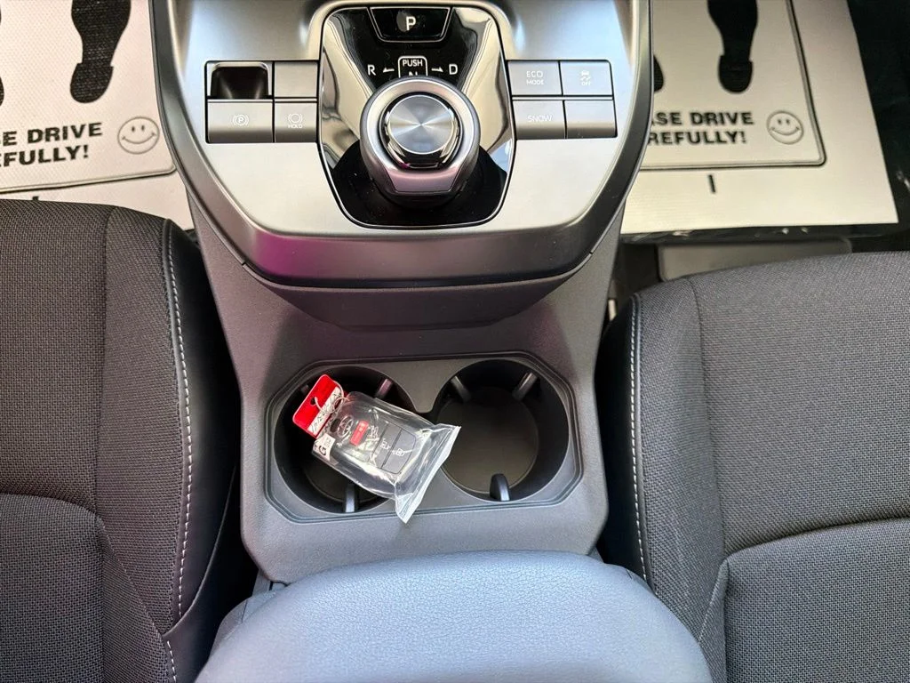 New 2026 Overcast Toyota  SE image 20