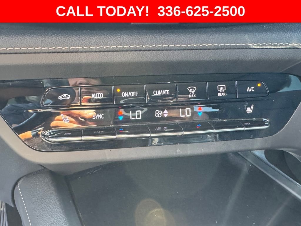 Used 2023 Gray Buick Preferred image 16