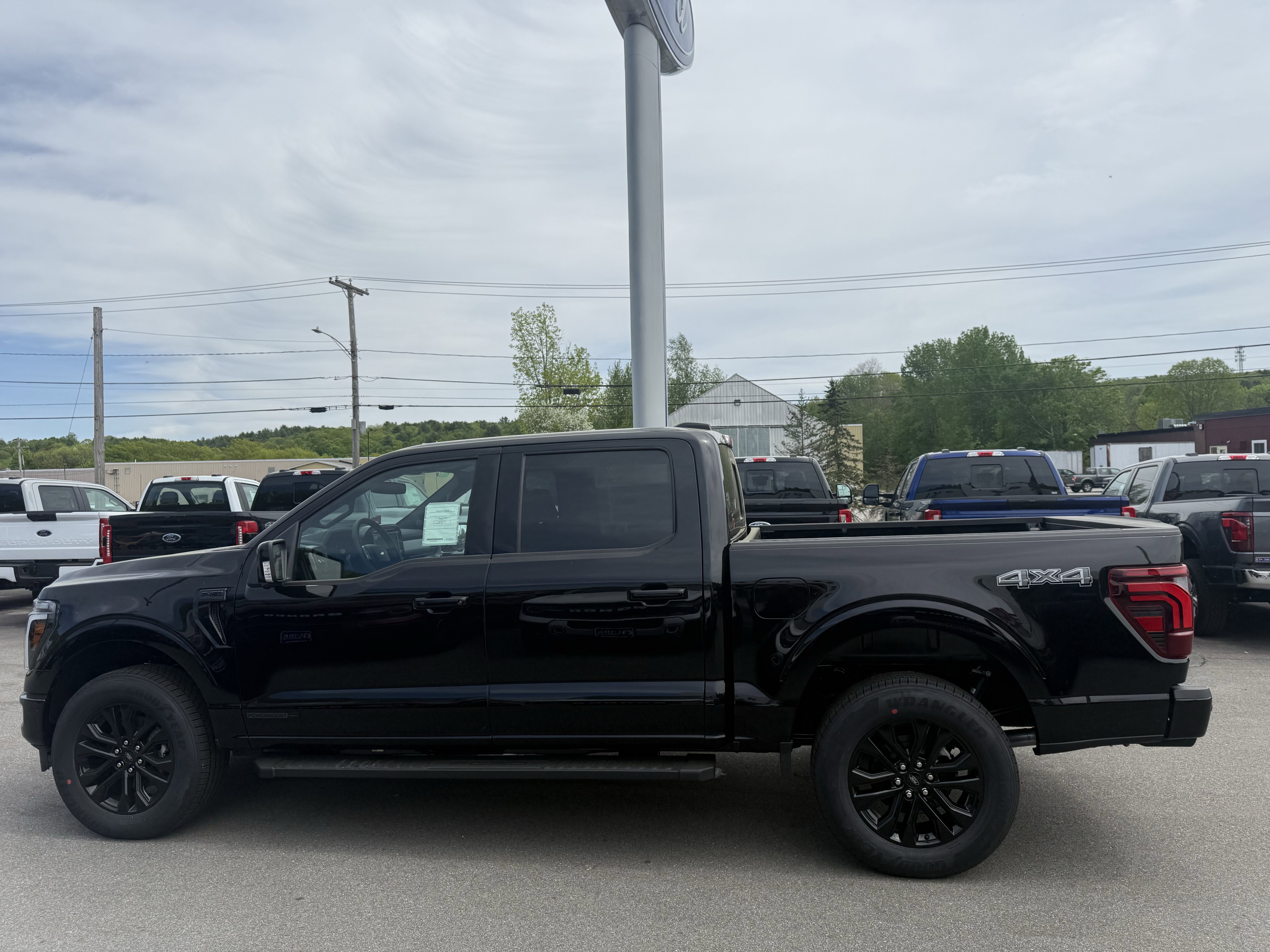 New 2026 Agate Black Metallic Ford Lariat® image 10