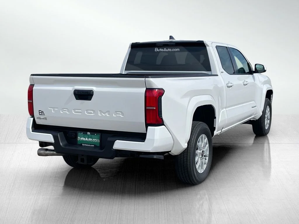 New 2026 Ice Cap Toyota SR5 image 3