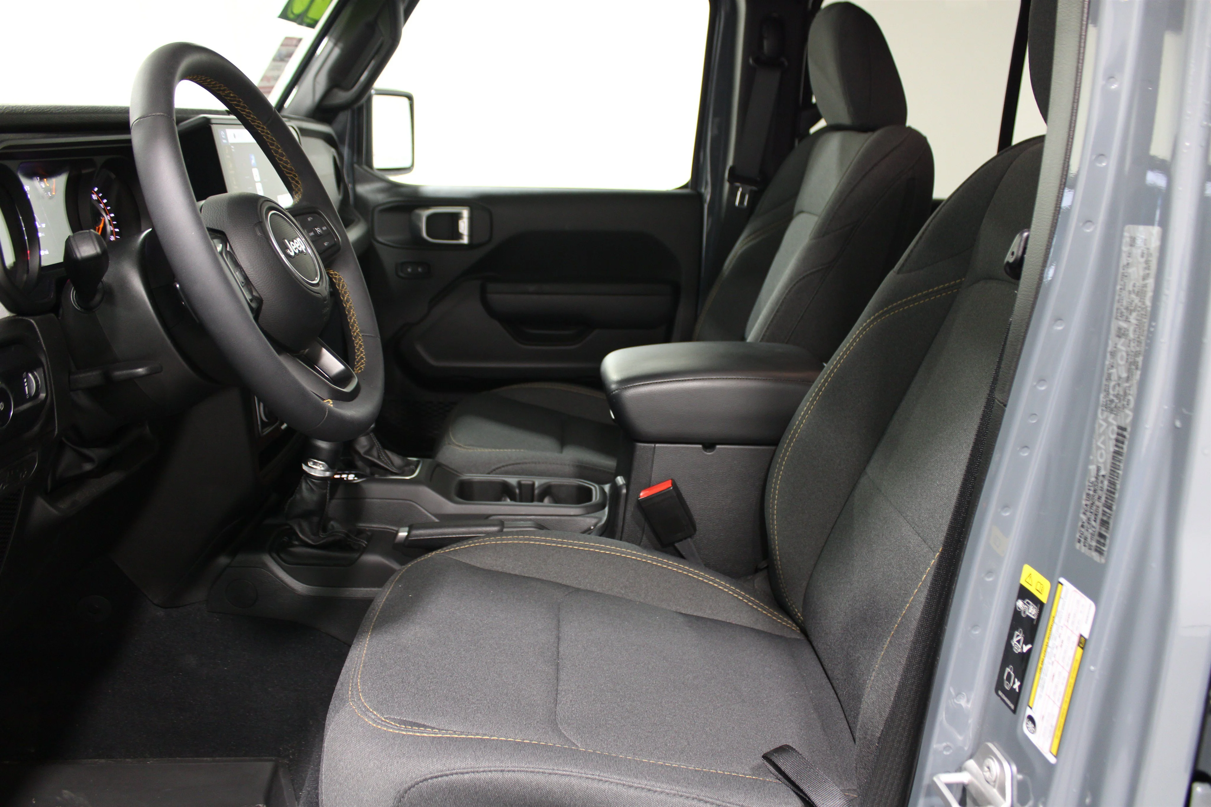 2025 Jeep Wrangler 4-Door Sport S - Photo 3