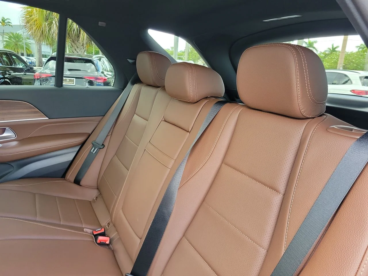 New 2026 Obsidian Black Metallic Mercedes-Benz GLE 350 image 13