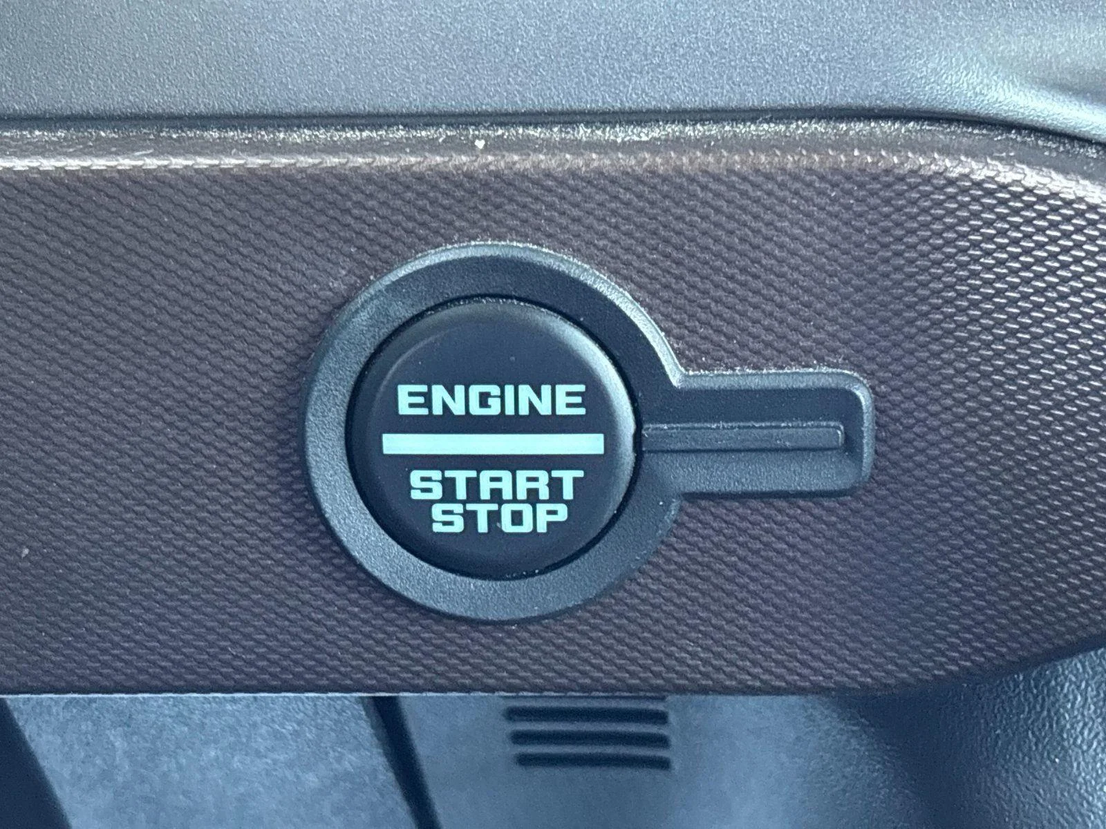 Used 2022 Carbonized Gray Ford Outer Banks image 23