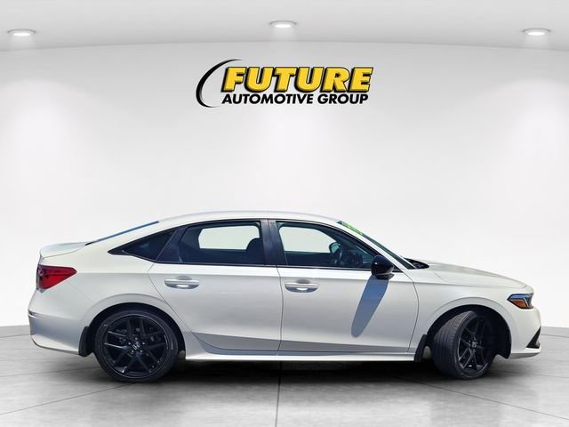 Used 2024  Honda Sport image 3
