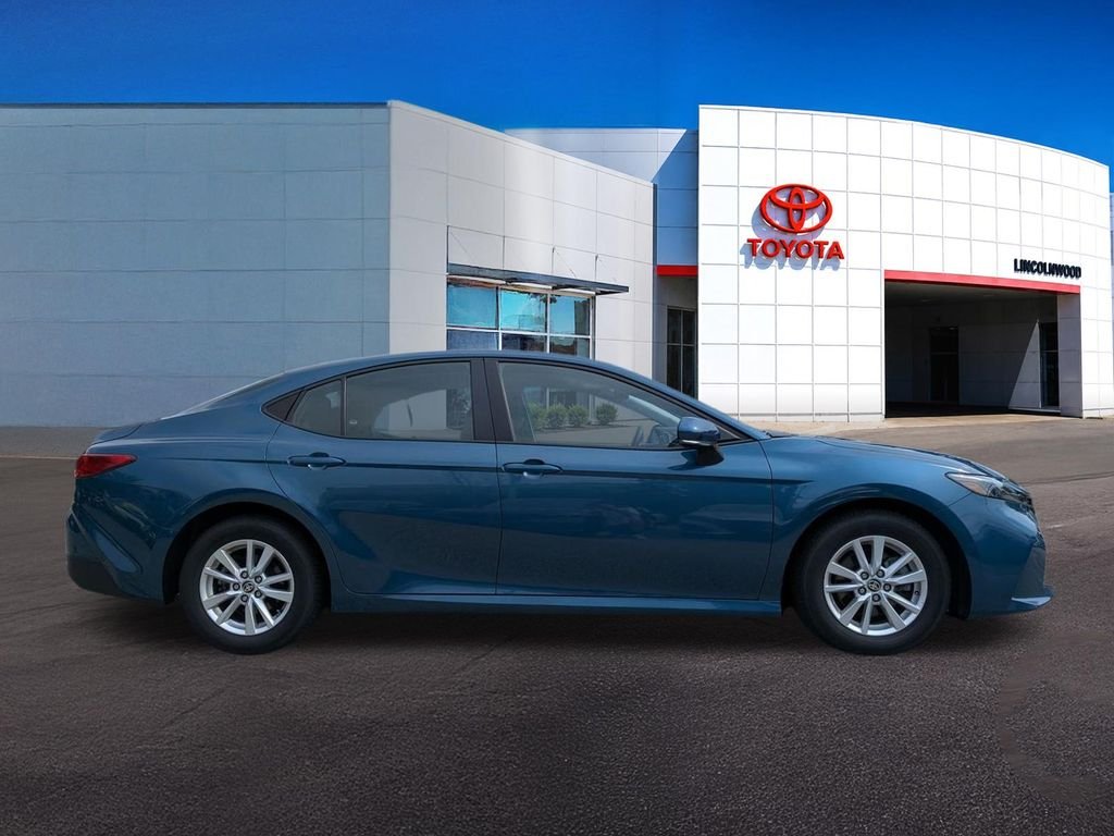 Used 2025  Toyota LE image 9