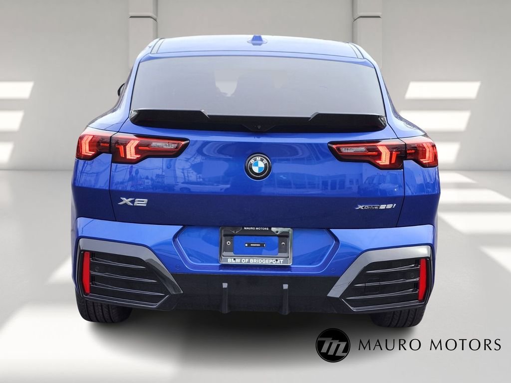 Used 2026 Blue BMW xDrive28i image 4