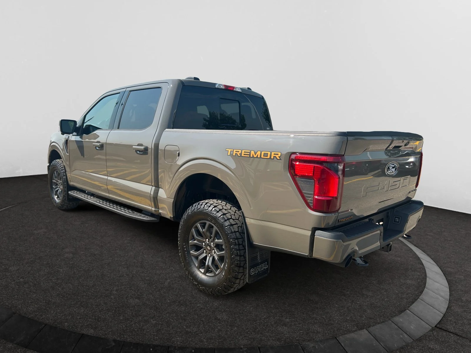 New 2026 Marsh Grey Ford Tremor image 3