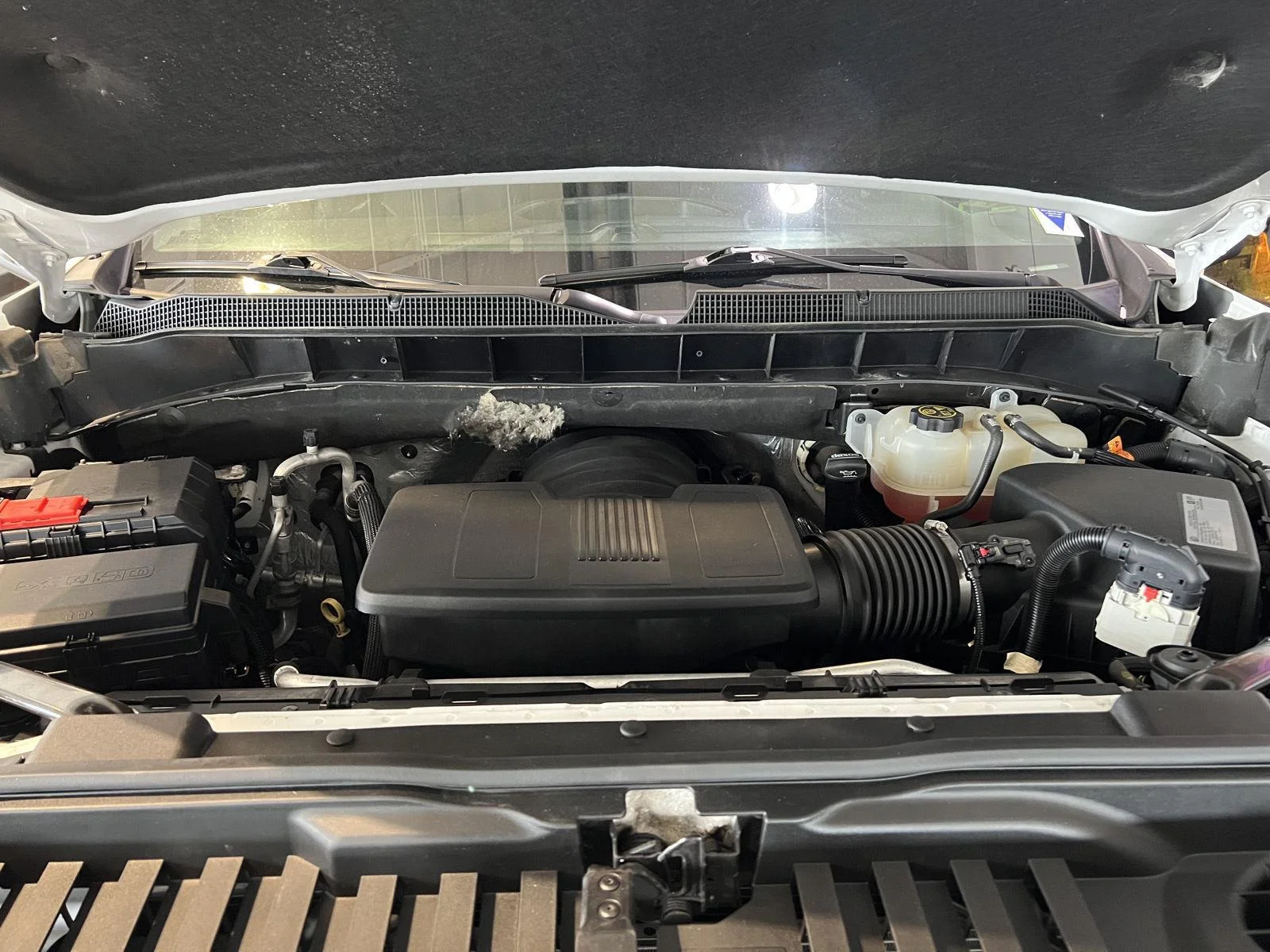 Used 2020 SUMMIT WHITE Chevrolet RST image 15