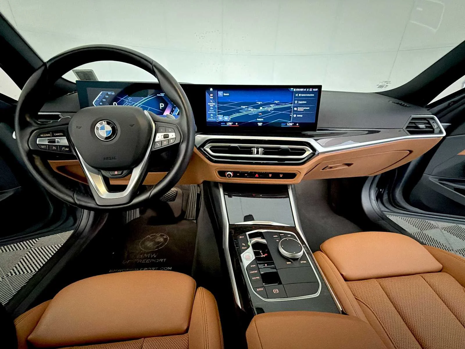 2024 BMW 3 Series 330i - Photo 16