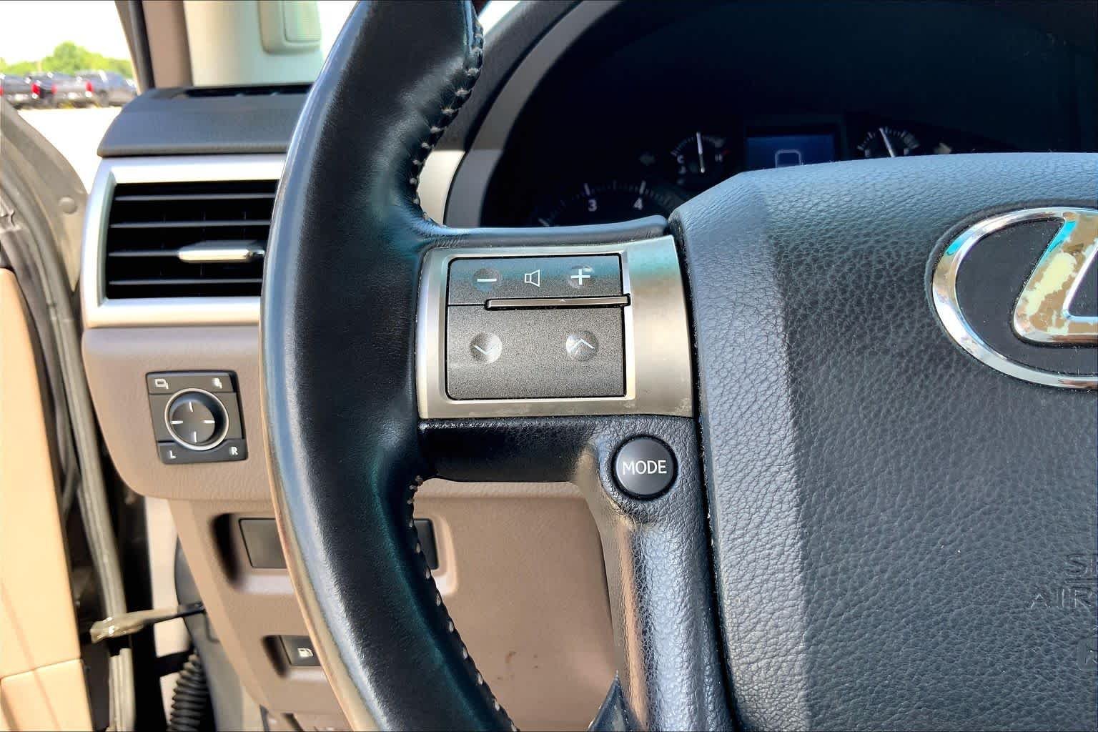Used 2010 Knights Armor Pearl Lexus  image 22