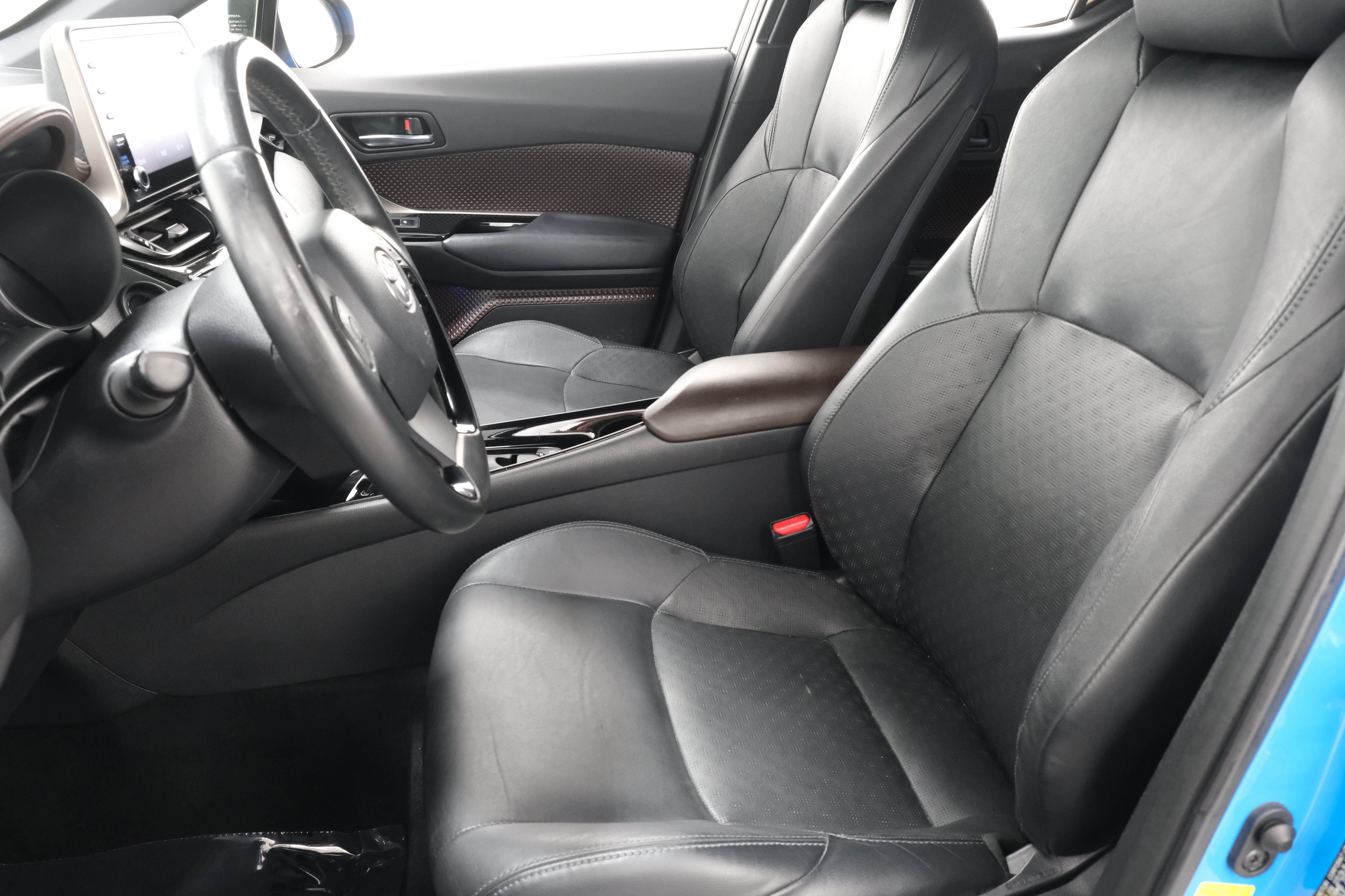 Certified Used 2019 Blue Flame Toyota Limited image 30