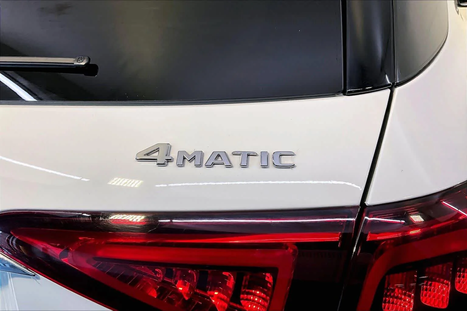 Certified Used 2023 Polar White Mercedes-Benz GLE 450 image 10