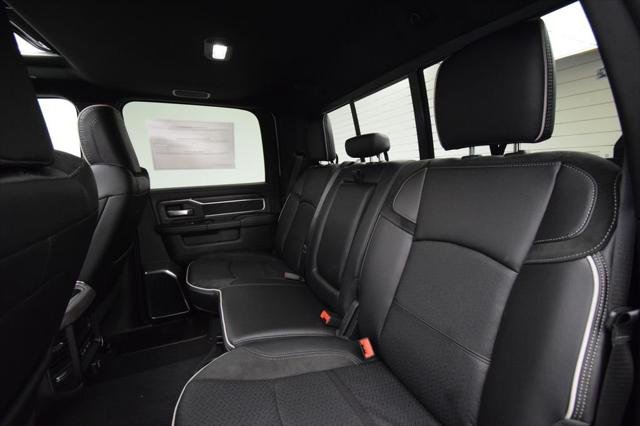 New 2026 Bright White Clear-Coat Exterior Paint RAM LARAMIE image 38