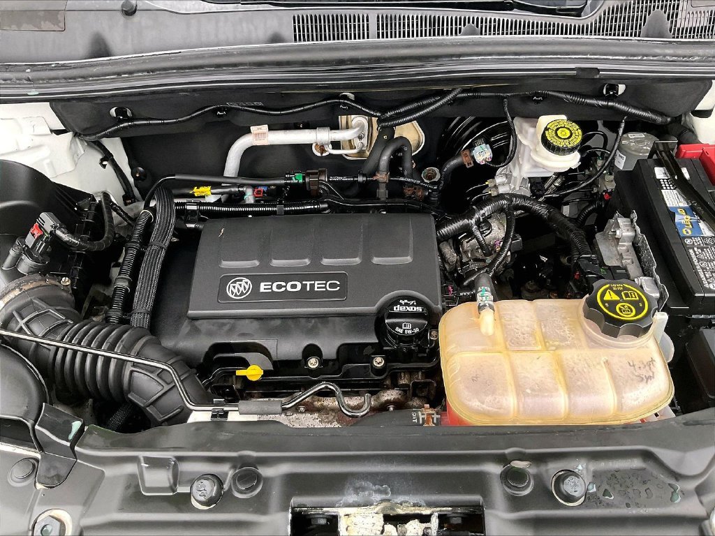 Used 2017 White Buick Essence image 33