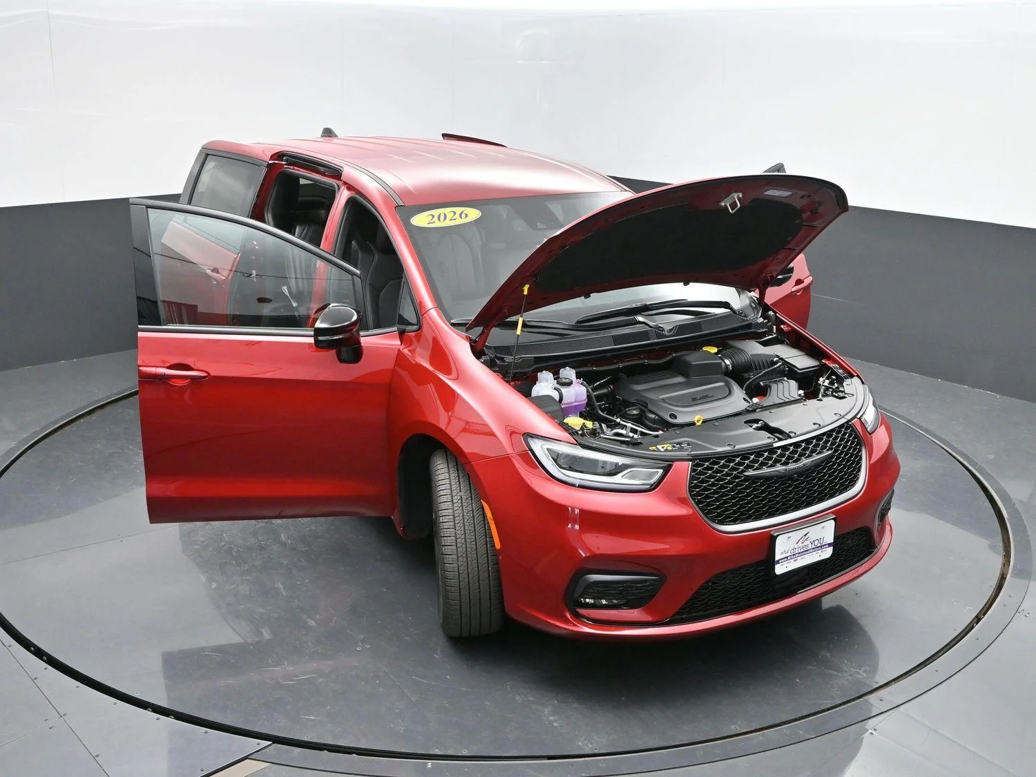 New 2026 Red Hot Pearl-Coat Exterior Paint Chrysler Select image 44