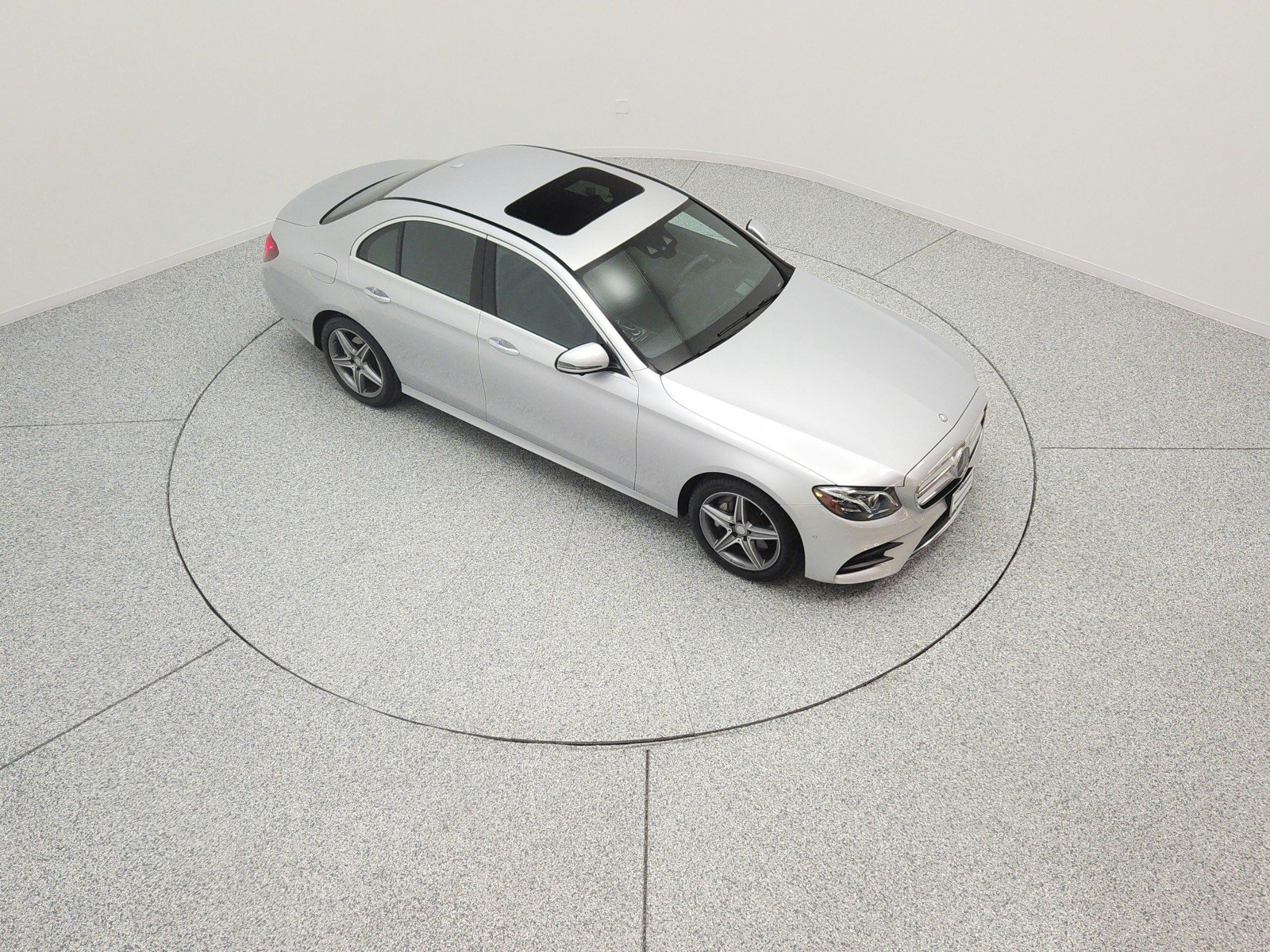Used 2017 Iridium Silver Metallic Mercedes-Benz E 300 Sport image 11