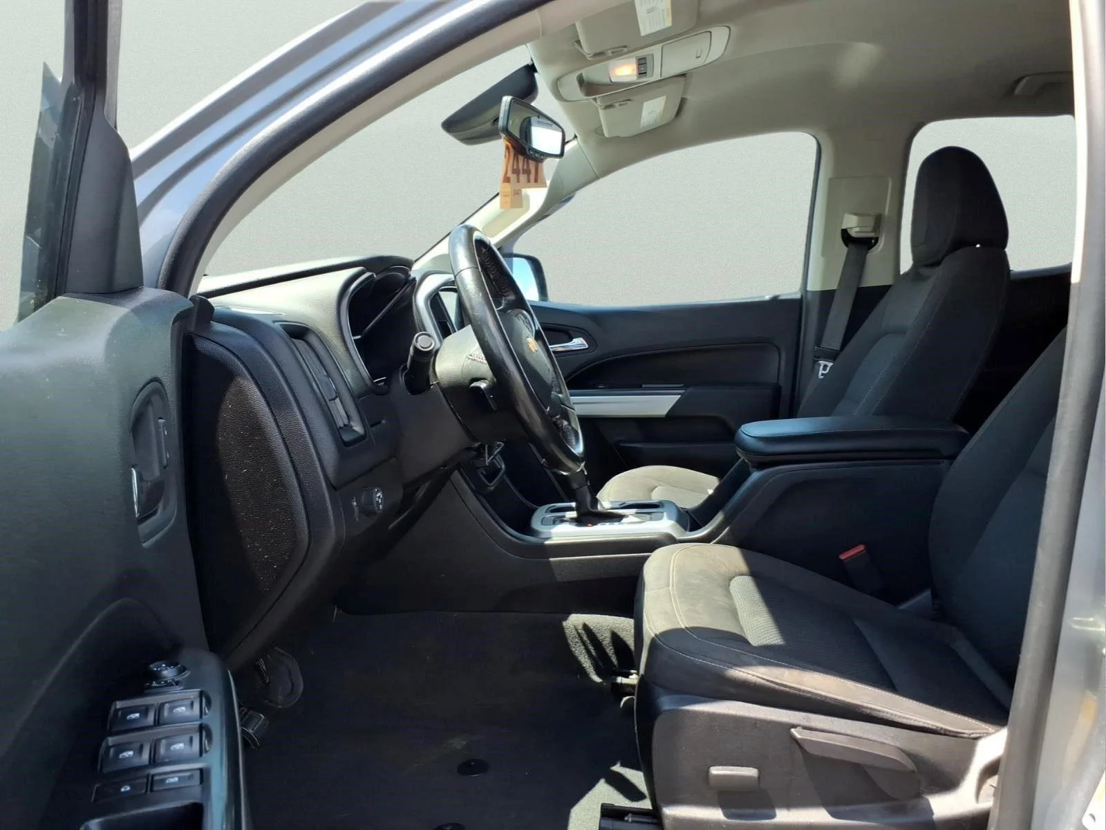Used 2021 SATIN STEEL METALLIC Chevrolet 2WD LT image 17