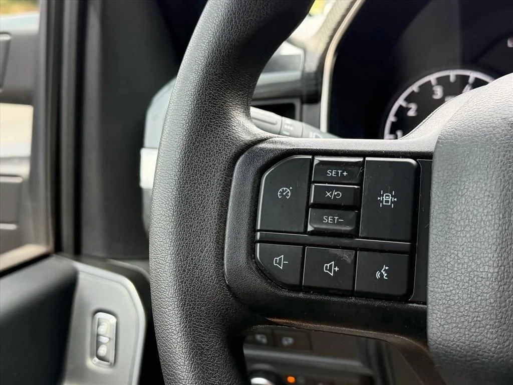 Used 2022 Blue Ford XL image 20