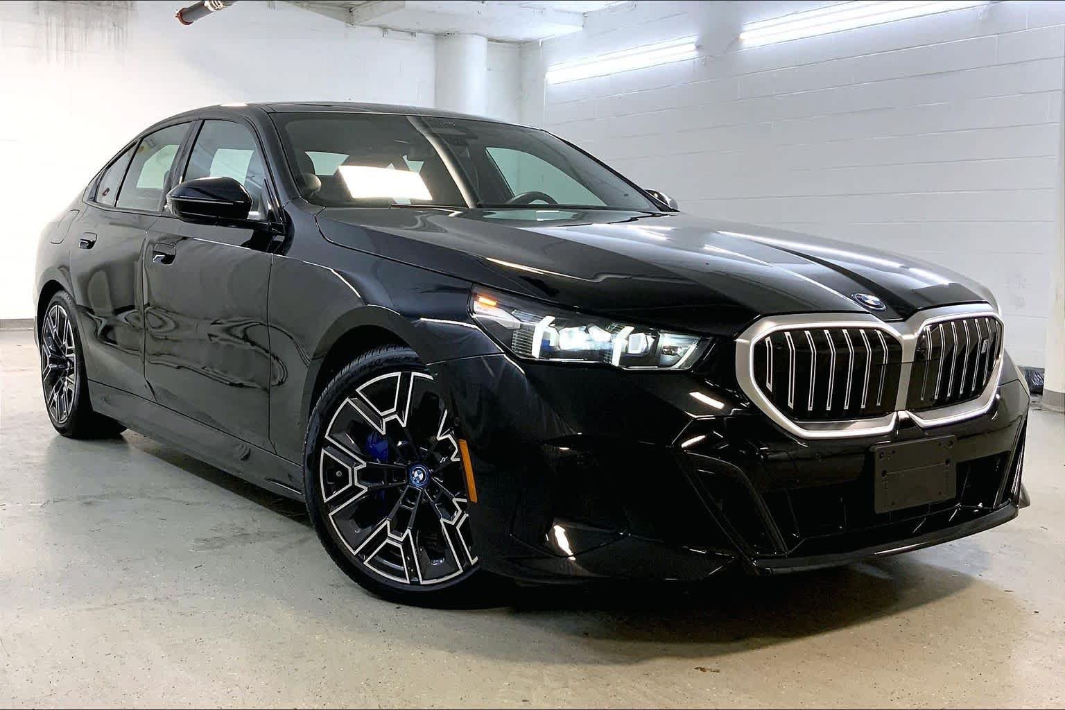 Used 2025 BMW i5 40 with VIN WBY13HG01SCU50286 for sale in Kansas City