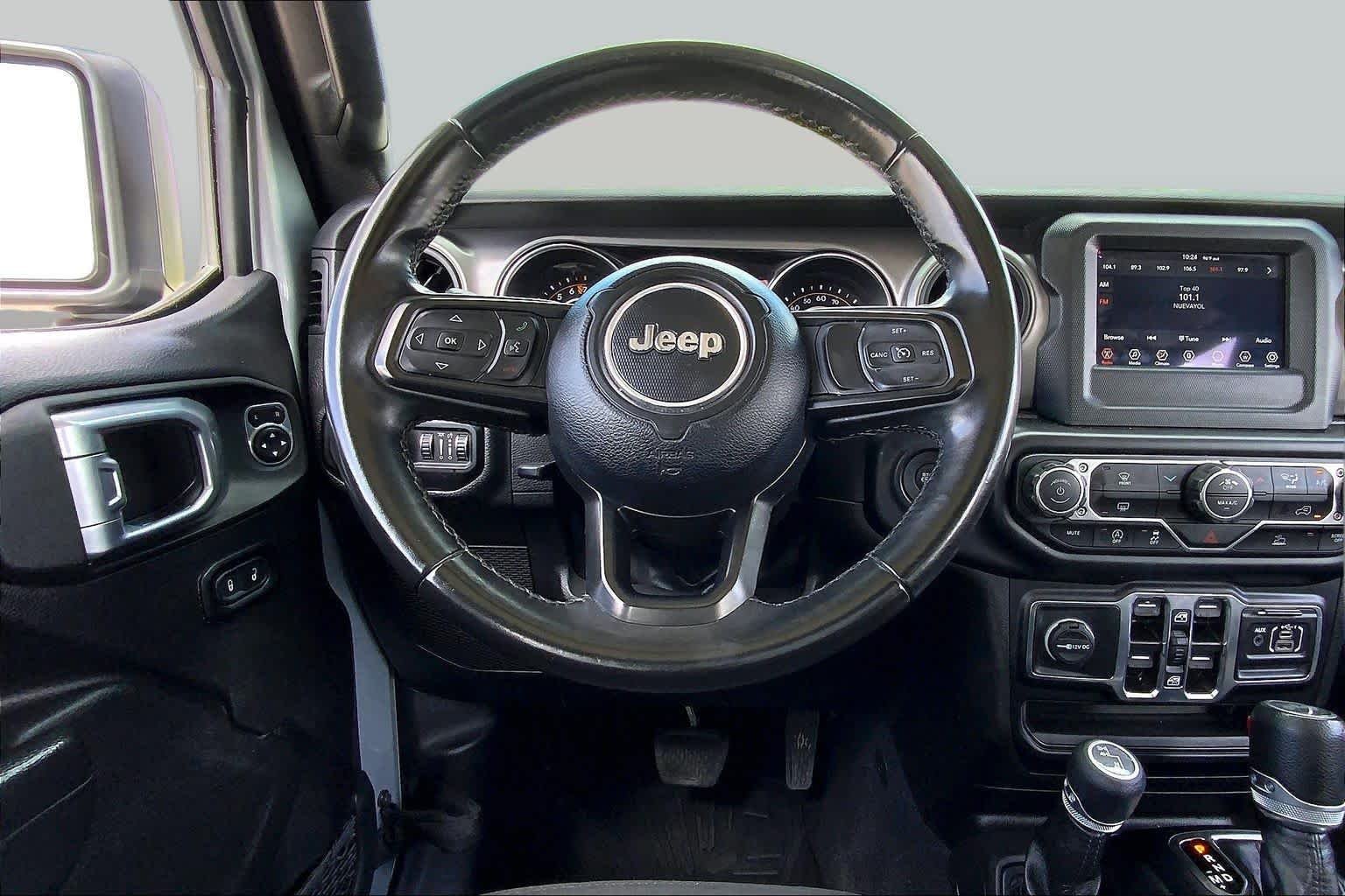 Used 2022 Silver Zynith Clearcoat Jeep Unlimited Willys image 6