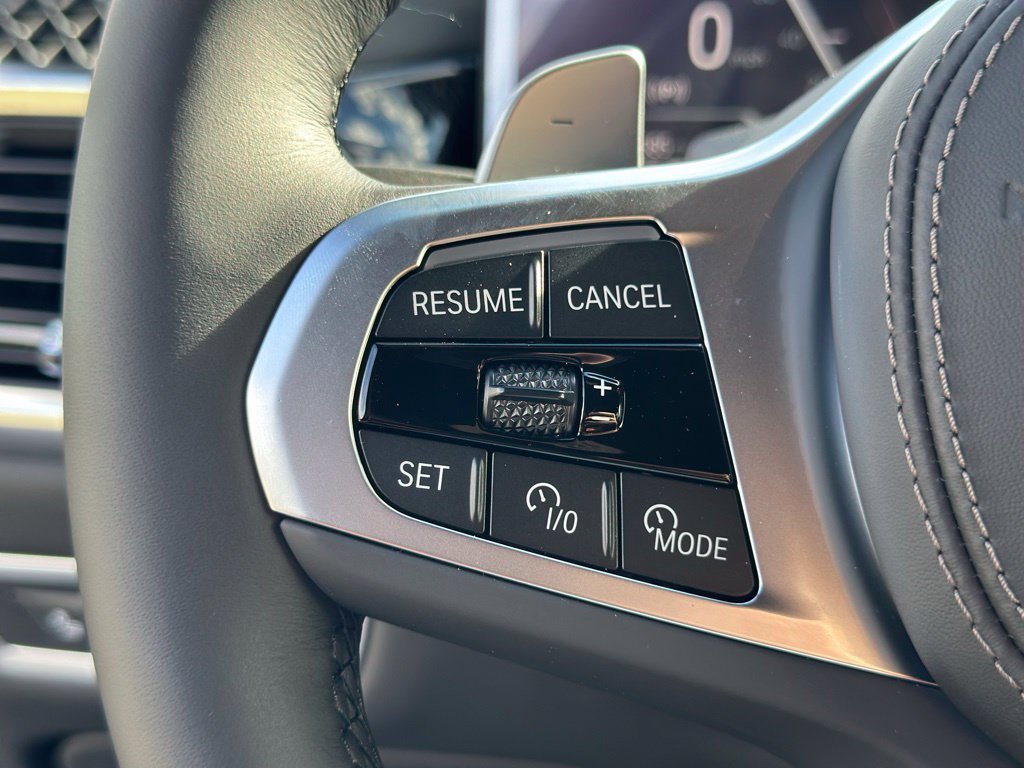 New 2027 Manhattan Green Metallic BMW xDrive40i image 33