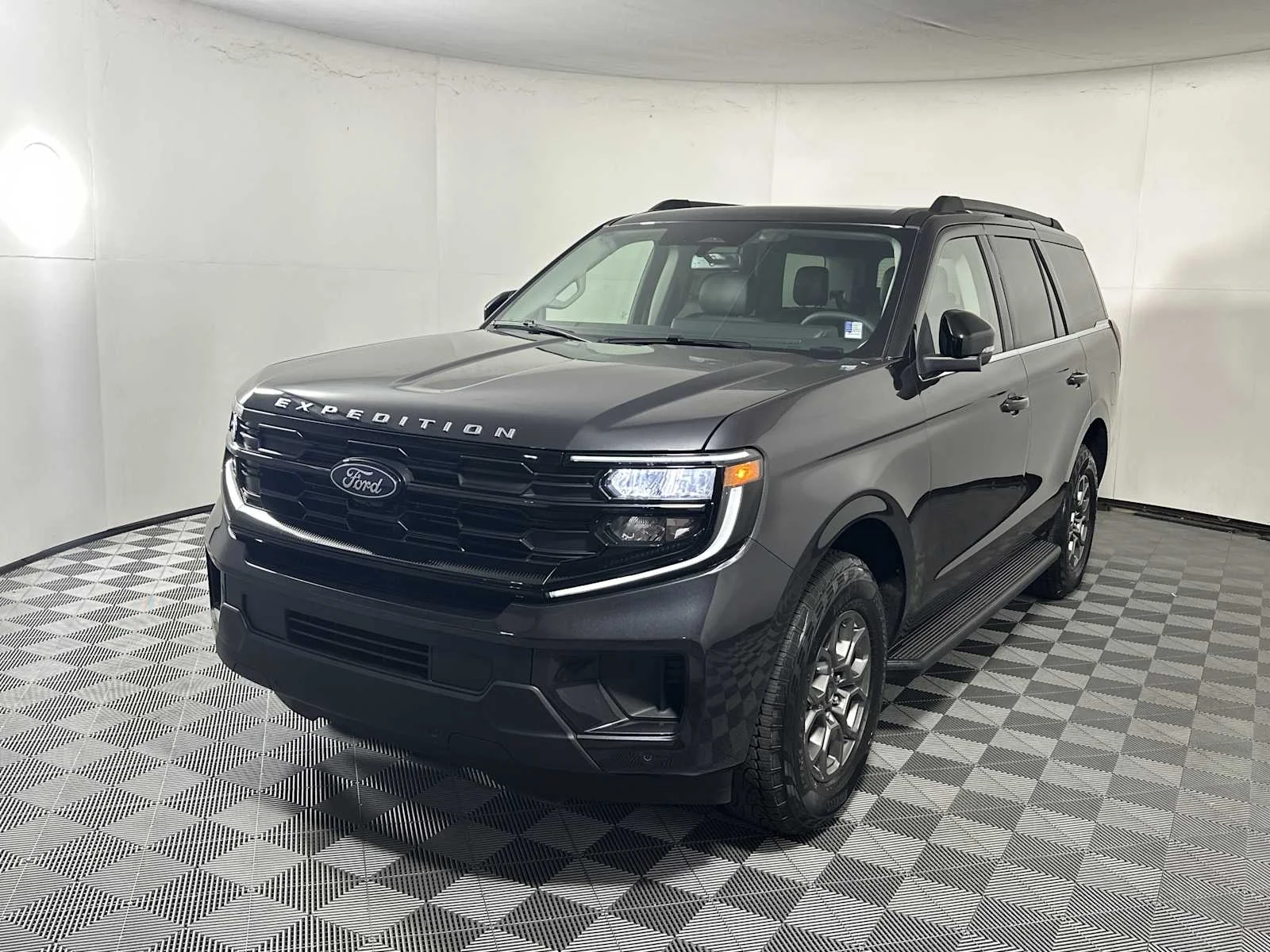 New 2026 Dark Matter Gray Ford Active image 3