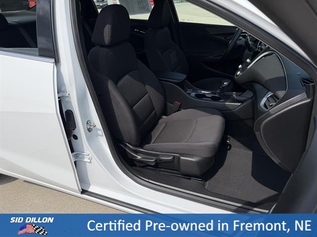 Used 2024 Summit White Chevrolet RS image 7