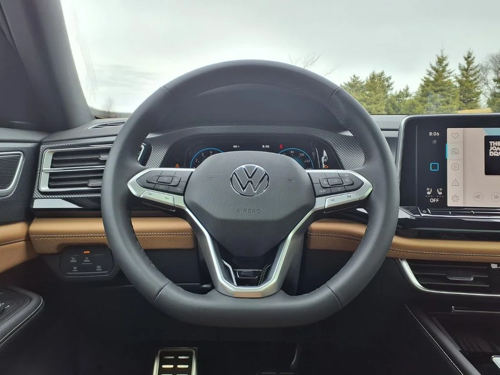 New 2026 Avocado Green Pearl Volkswagen 2.0T SEL R-Line Black image 10