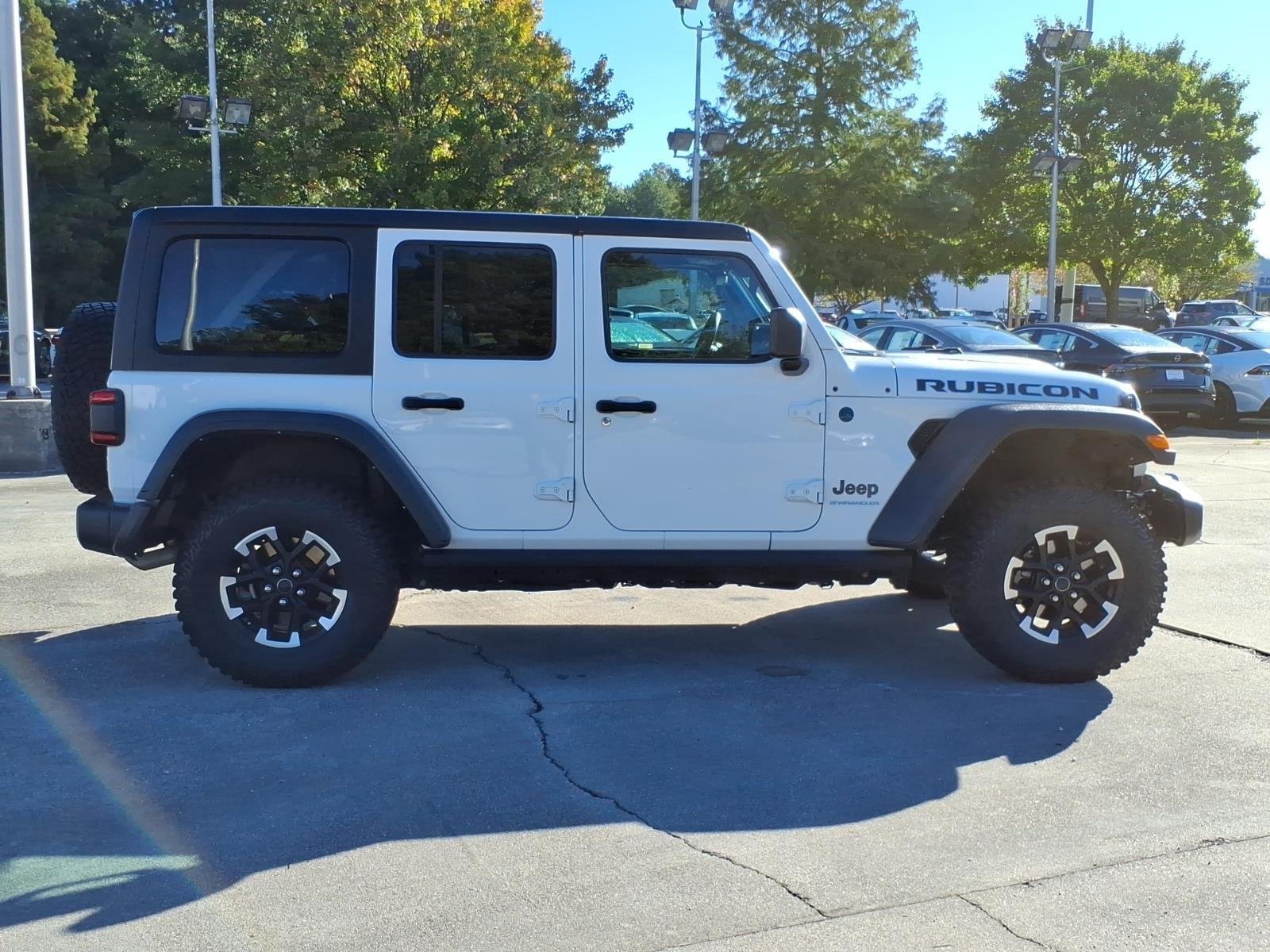 Used 2024 Bright White Clearcoat Jeep Rubicon image 6