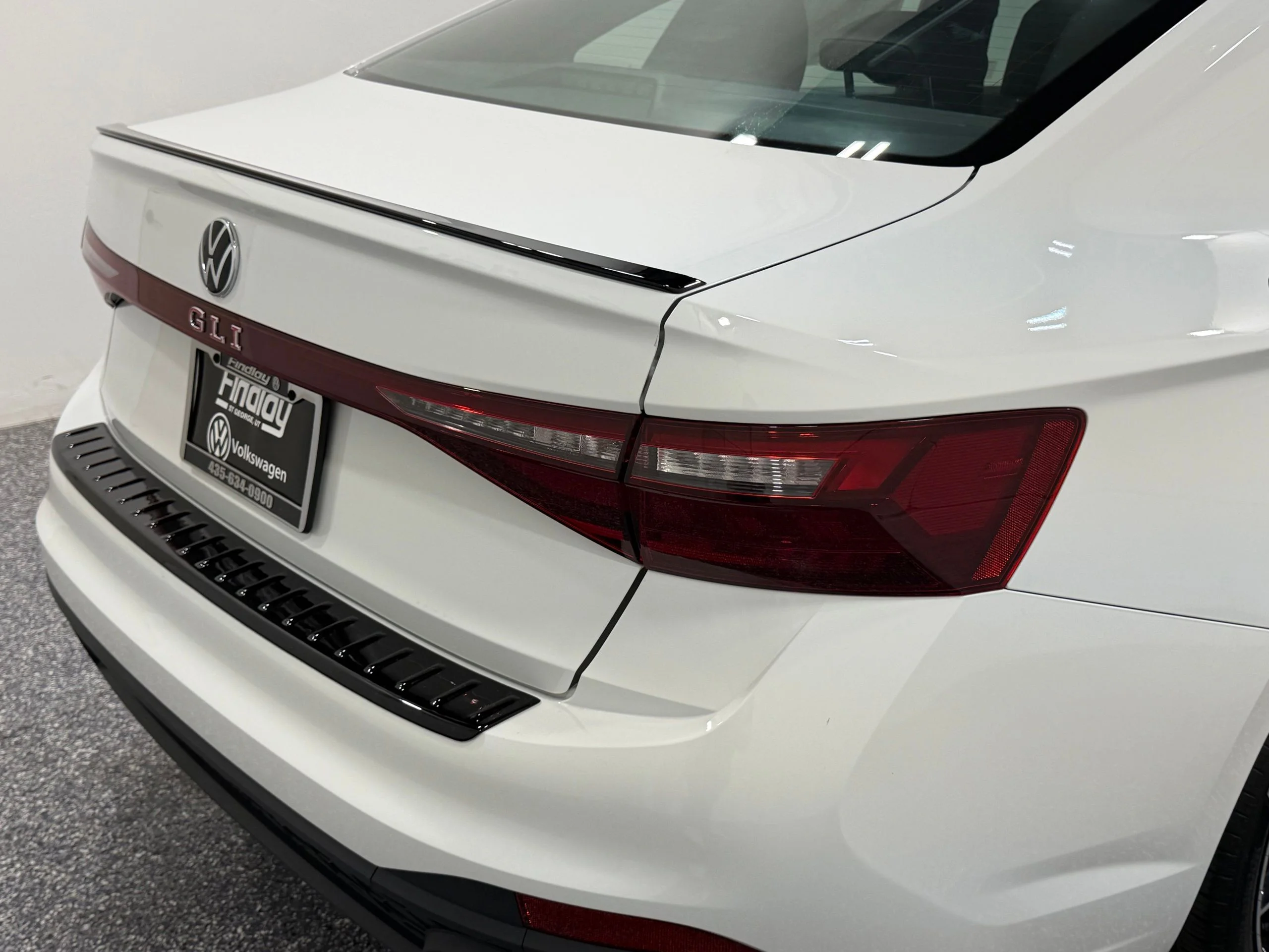New 2026 White Volkswagen 2.0T Autobahn image 17