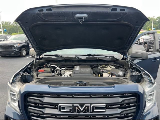Used 2021 Pacific Blue Metallic GMC Elevation image 15