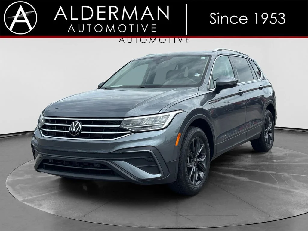 Used 2023 Gray Volkswagen 2.0T SE image 1