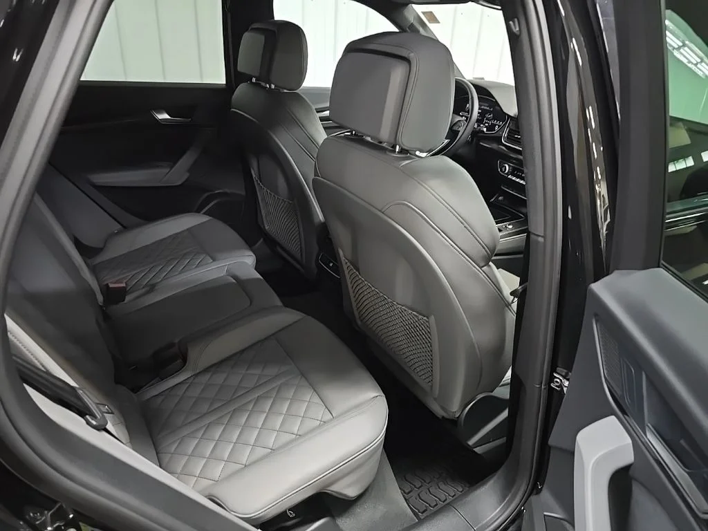 Used 2024 Black Audi Premium Plus image 18