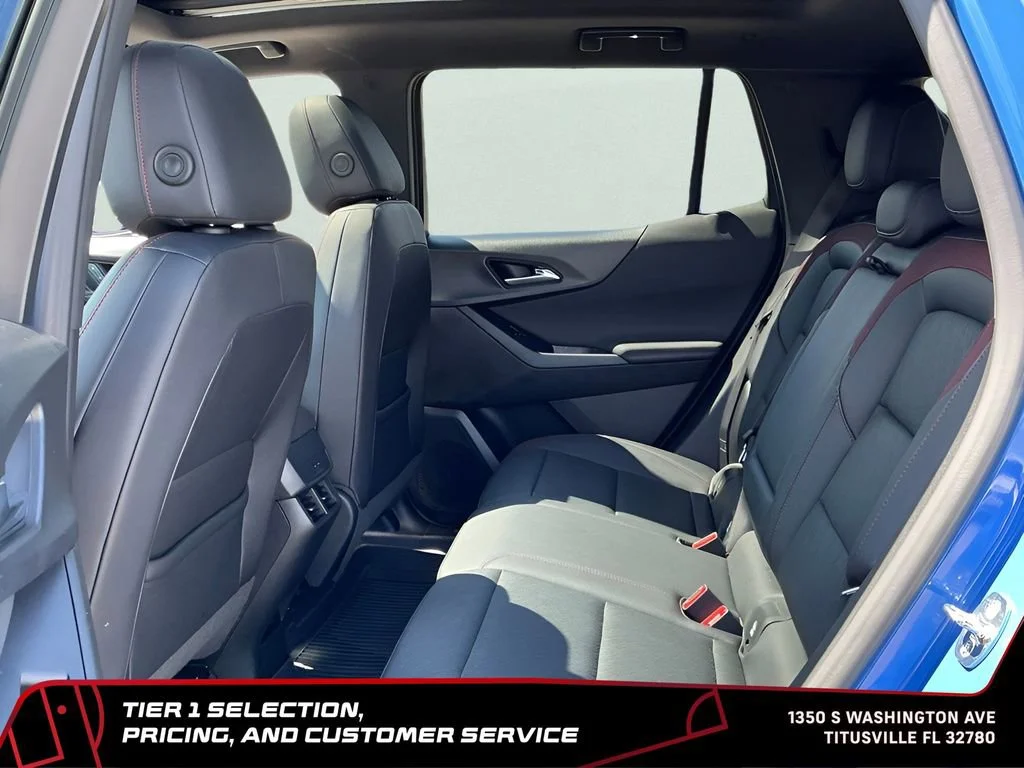 Used 2025 Reef Blue Metallic Chevrolet RS image 19