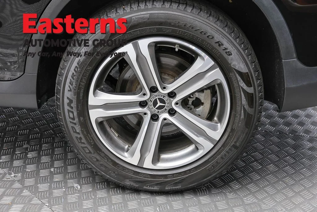 Used 2018 Black Mercedes-Benz GLC 300 image 8