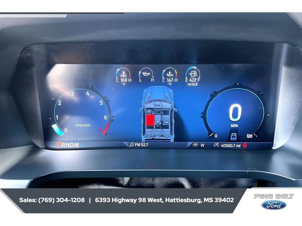 Used 2025 Oxford White Ford XLT image 15