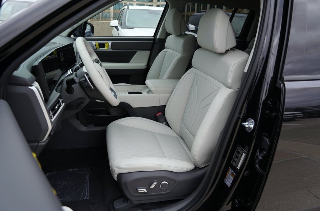New 2026 Phantom Black Hyundai SEL image 31