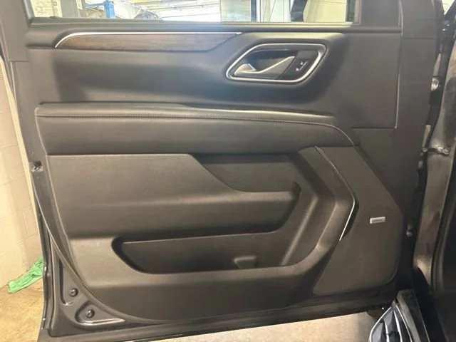 Used 2022 Black Chevrolet Premier image 10