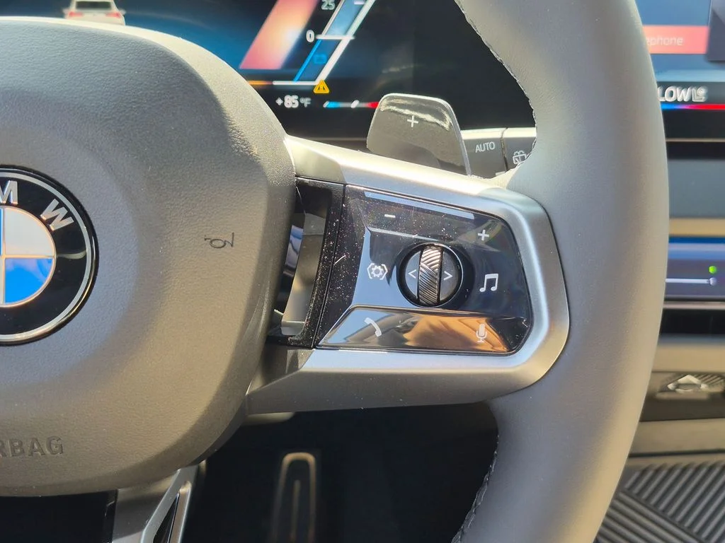 New 2026 White BMW 30 xDrive image 31