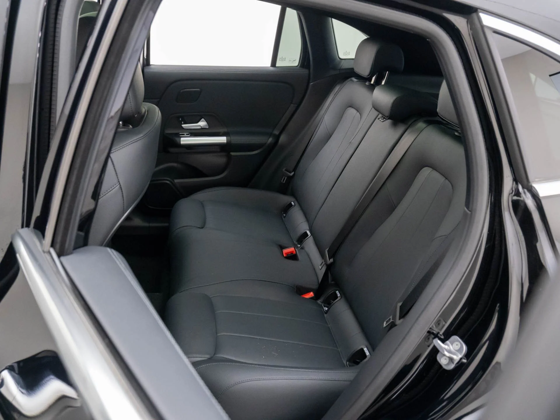New 2026 Black Mercedes-Benz GLA 250 image 17