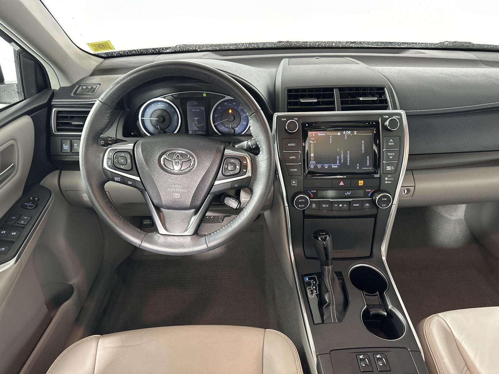 Used 2017 Predawn Gray Mica Toyota XLE image 21
