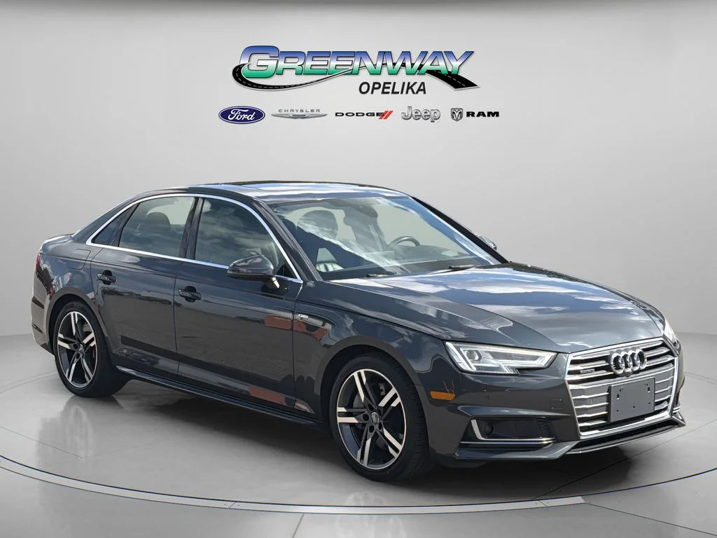 2018 Audi A4 2.0T quattro S tronic Prestige's photo