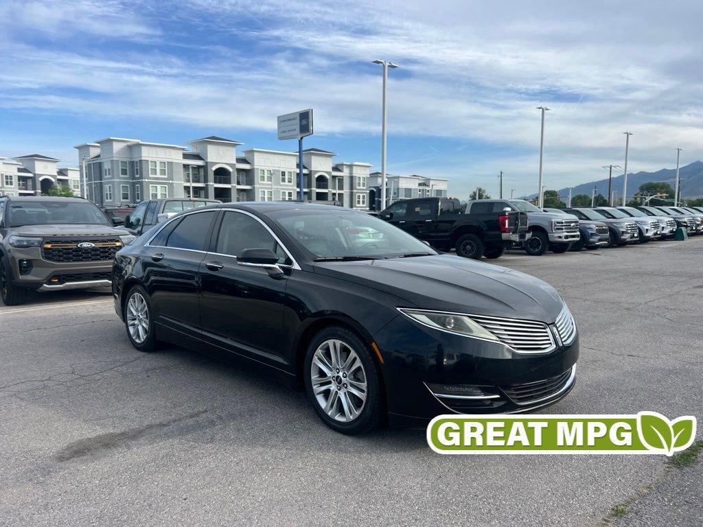 2014 Lincoln MKZ Front Wheel Drive's photo