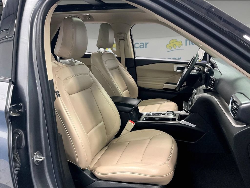Used 2023 Gray Ford XLT image 11