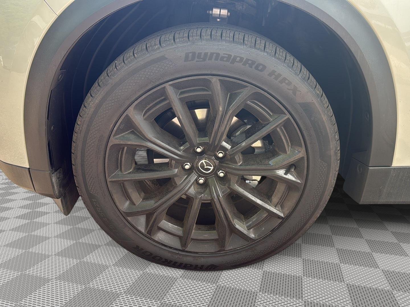 Used 2025 Rhodium White Premium Mazda 3.3 Turbo Premium Package image 42