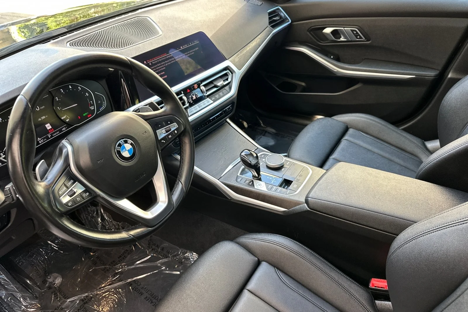 Used 2021 Jet Black BMW 330i image 9