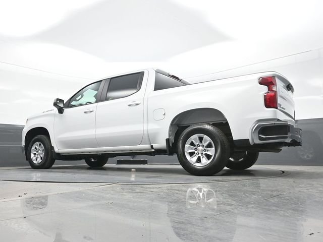 Used 2023 White Chevrolet LT image 19