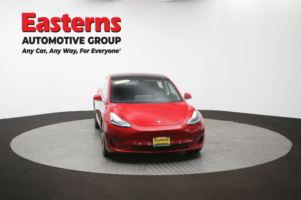 Used 2018 Red Tesla Long Range image 46